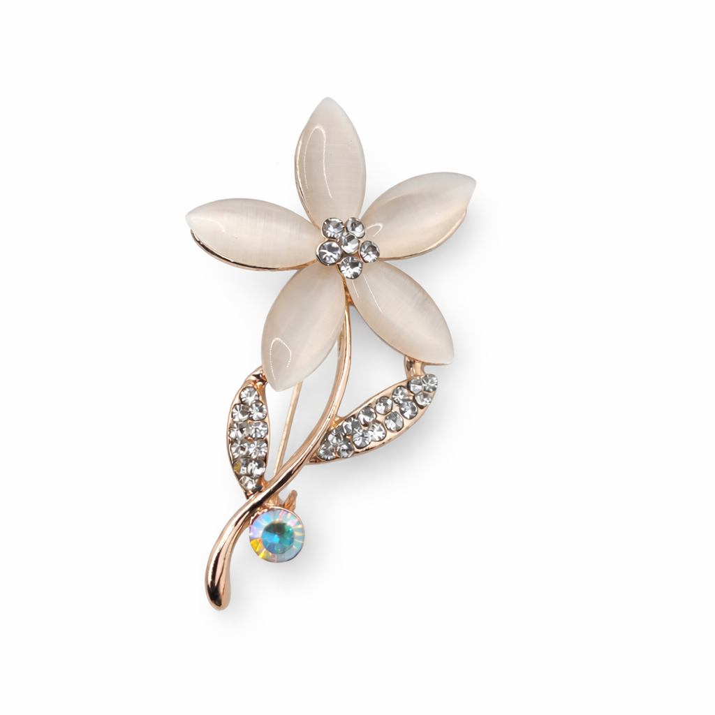 Broche joya floral marfil dorado con cristales y circonitas brillantes