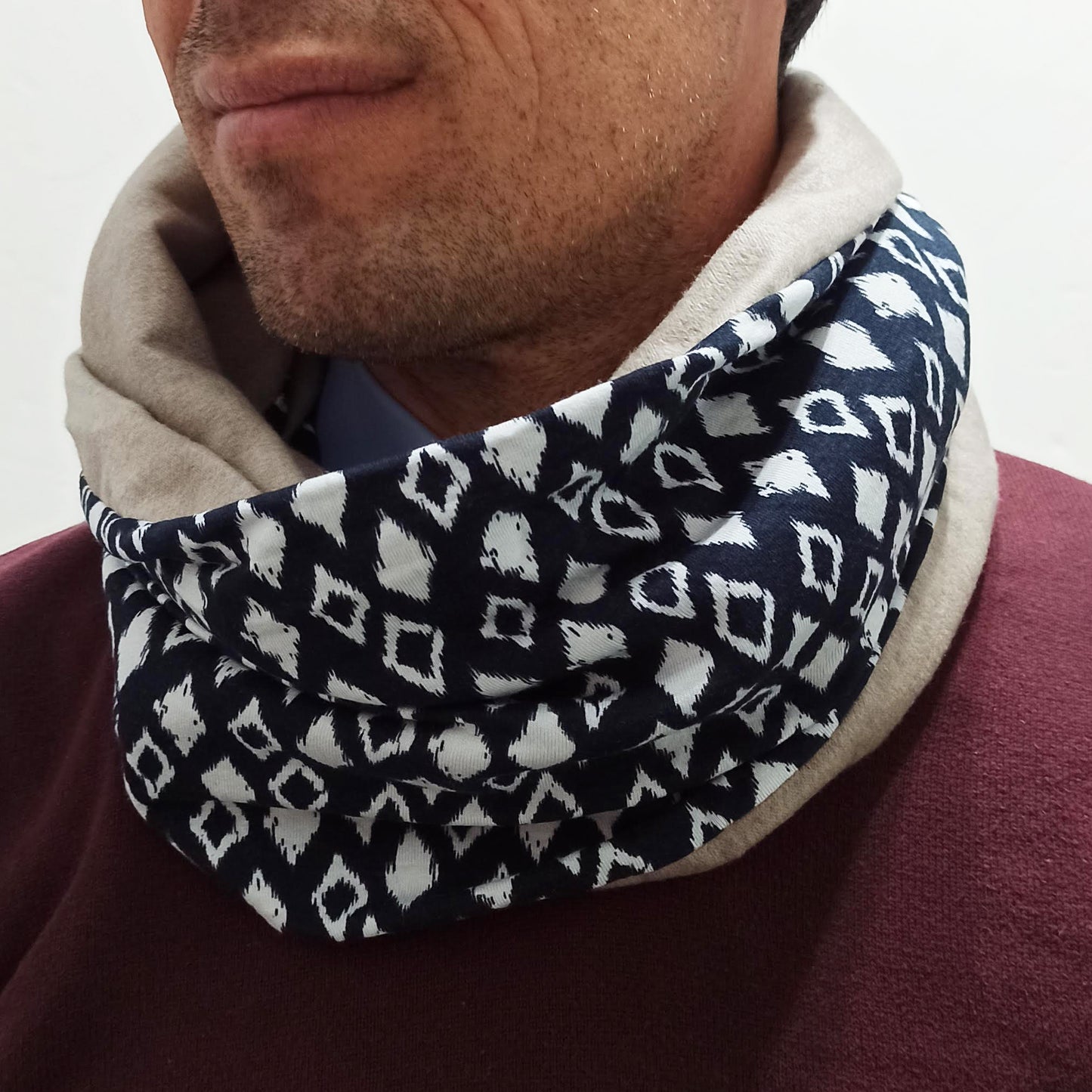 Bufanda Infinita Cuello Hombre · Estampado Rombos, Revés Beis