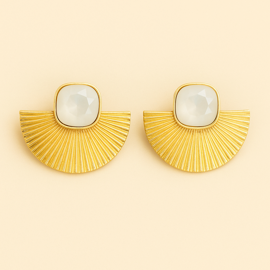 Pendientes Dorados con Cristal · Oro Sol Blanco Cuadrado