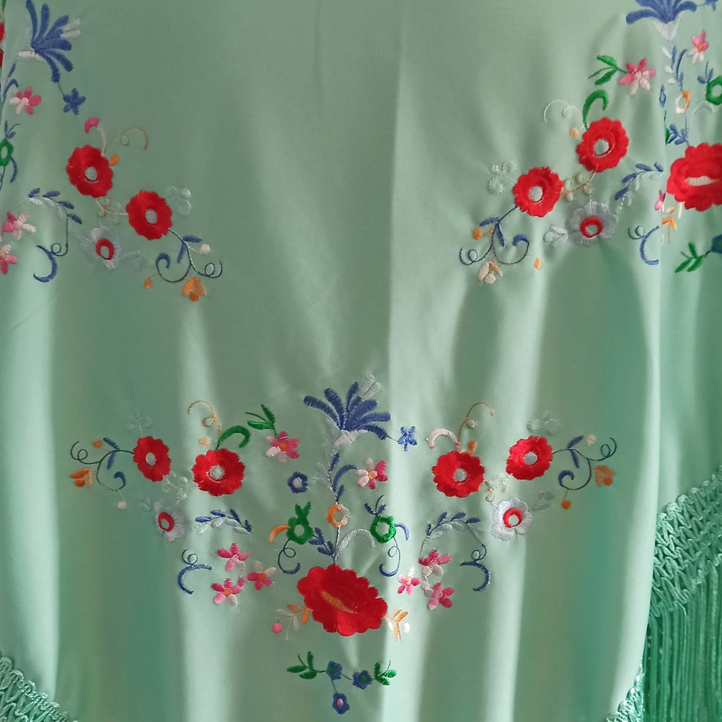 Mantón Flamenco Grande Bordado · Verde Agua Multicolor (160 x 85cm) última unidad