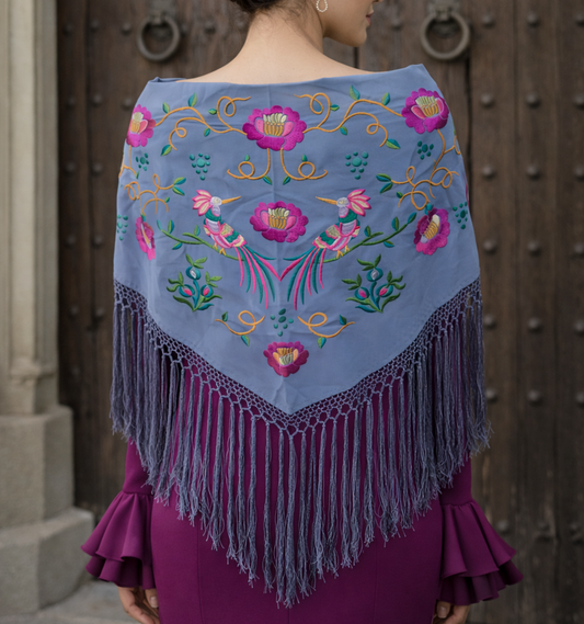 Mantón Flamenco Bordado Premium · Azul Grisáceo Multicolor (133 x 50 cm)
