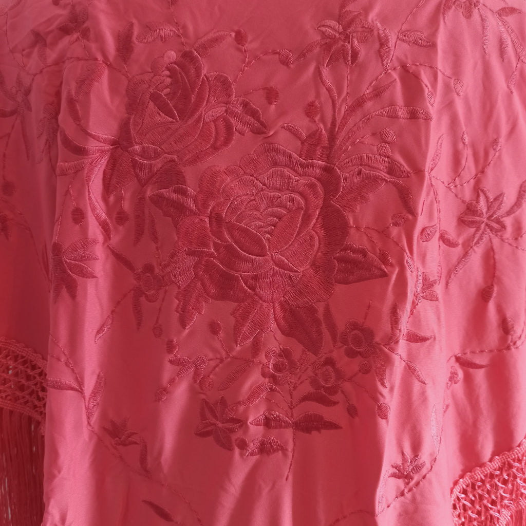 Mantón Flamenco Grande Bordado · Coral Bordado Coral Floral (160 x 85cm)