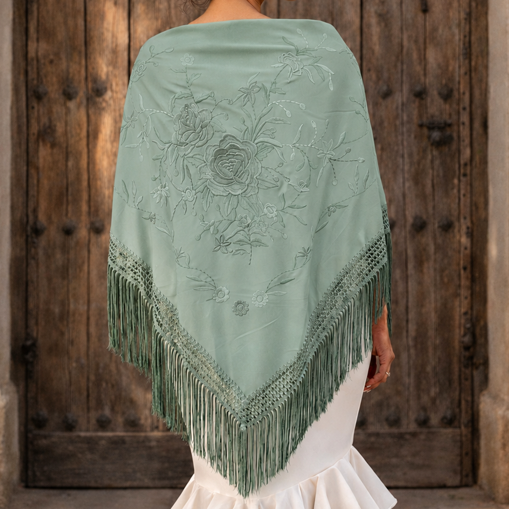 Mantón Flamenco Grande Bordado · Verde Jabonoso Monocolor Floral (160 x 85 cm)