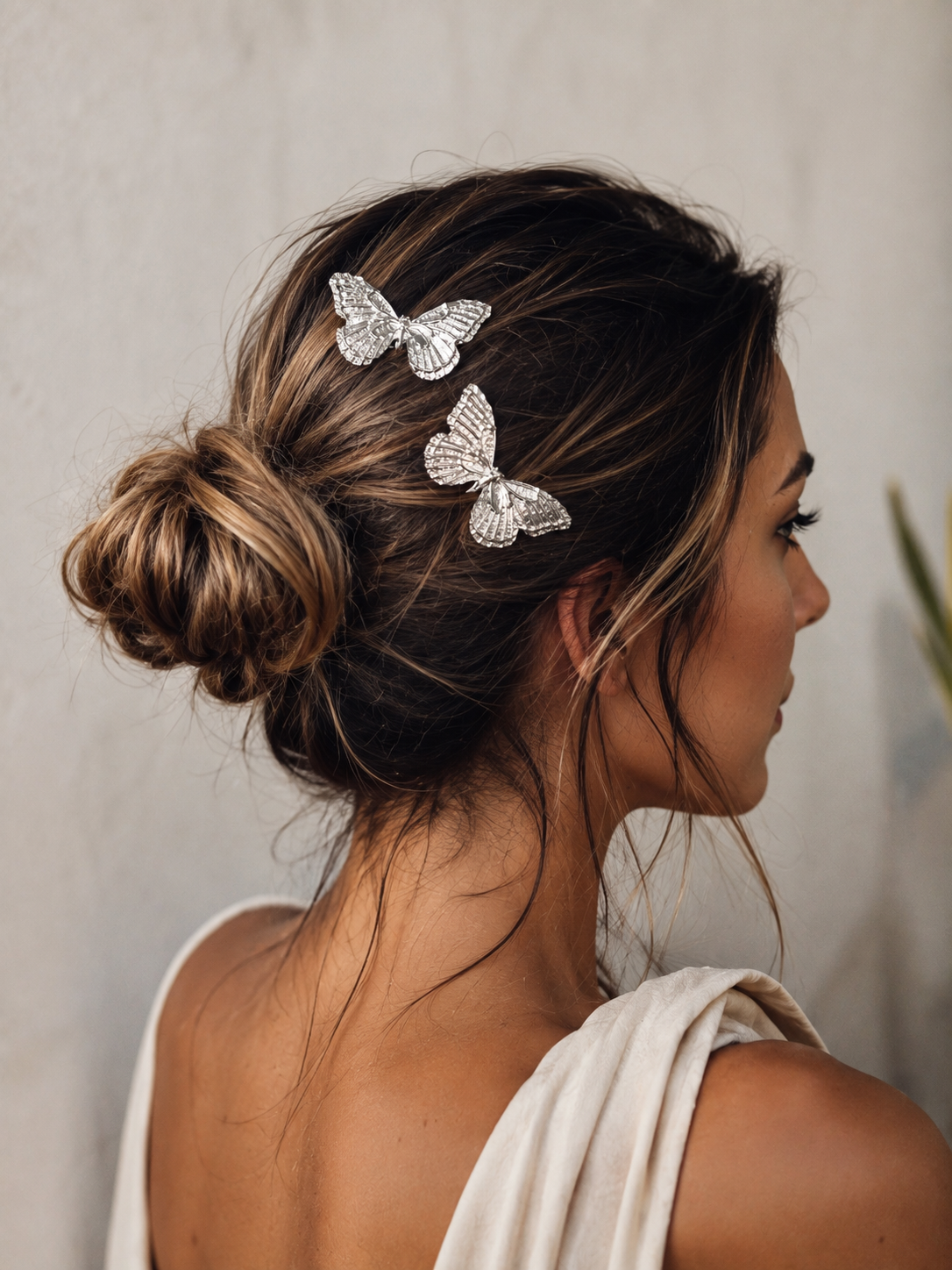 Peignes à cheveux argentés moyens · Papillons argentés Taille M (Lot de 2)