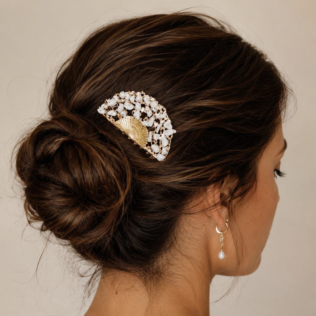 Peineta Dorada de Abanico con Piedras Naturales para Pelo | Adorno Elegante, Blanco