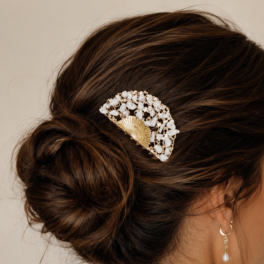 Peineta Dorada de Abanico con Piedras Naturales para Pelo | Adorno Elegante, Blanco