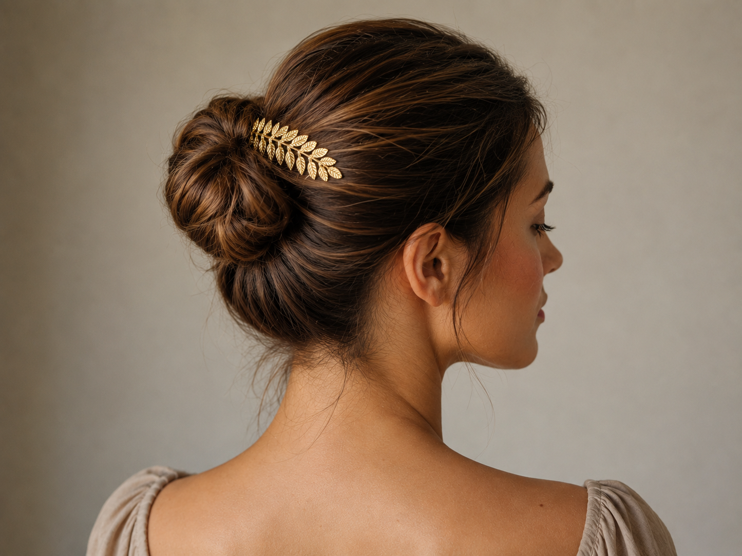 Grand peigne doré à cheveux · Feuilles de laurier (Taille L)