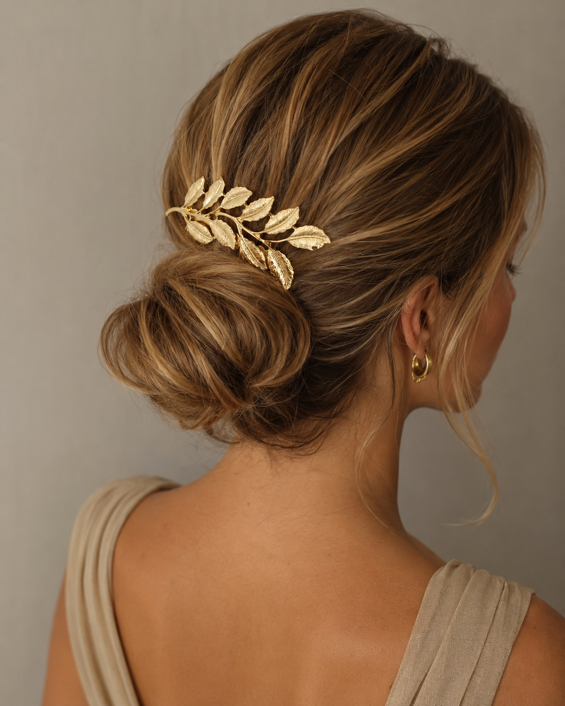 Großer goldener Haarkamm · Blätterstrauß (Größe L)
