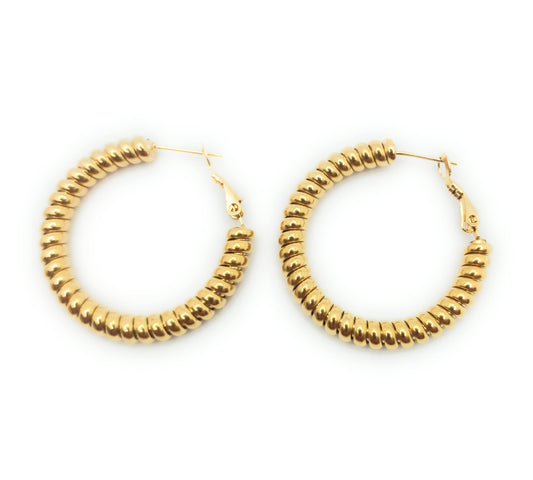 Pendientes Aro Dorados Gallonados · Diseño moderno y de tendencia