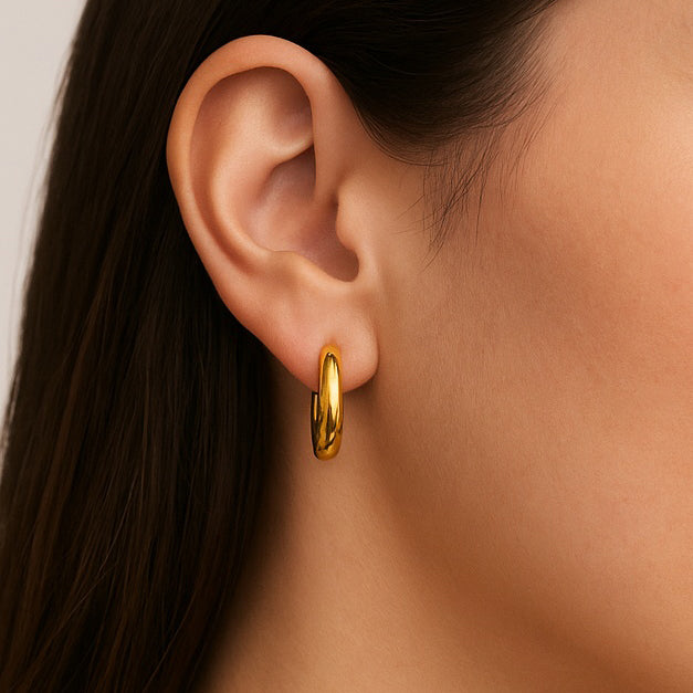 Pendientes Aro Dorados Pequeños Acabado en Oro · Talla S (Ø 1,5 cm)