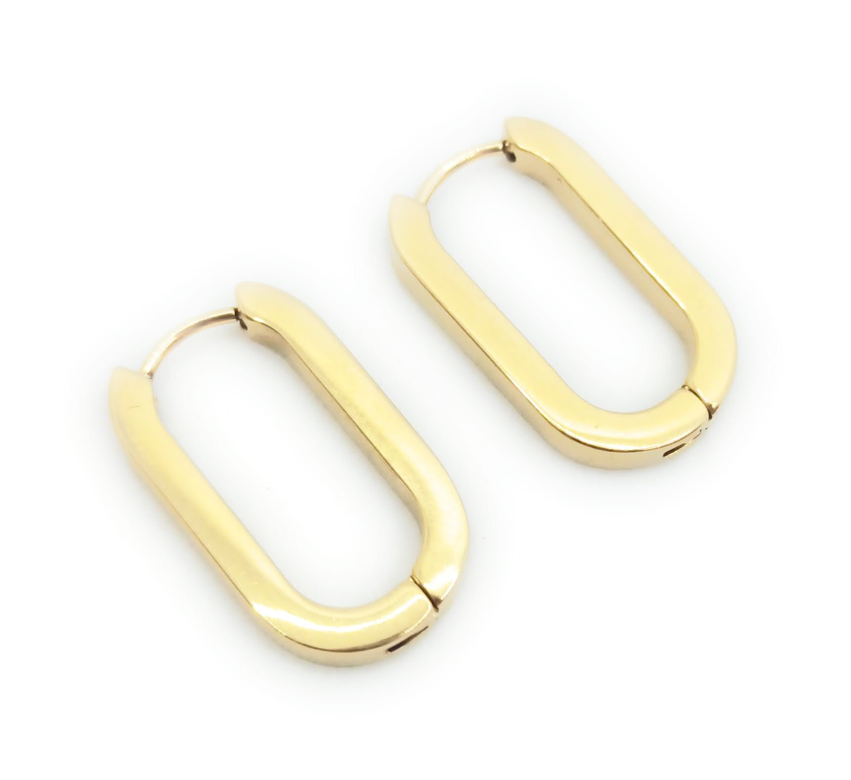 Pendientes aros cortos rectangulares dorados, diseño ovalado con cantos, modernos, ligeros y de tendencia.