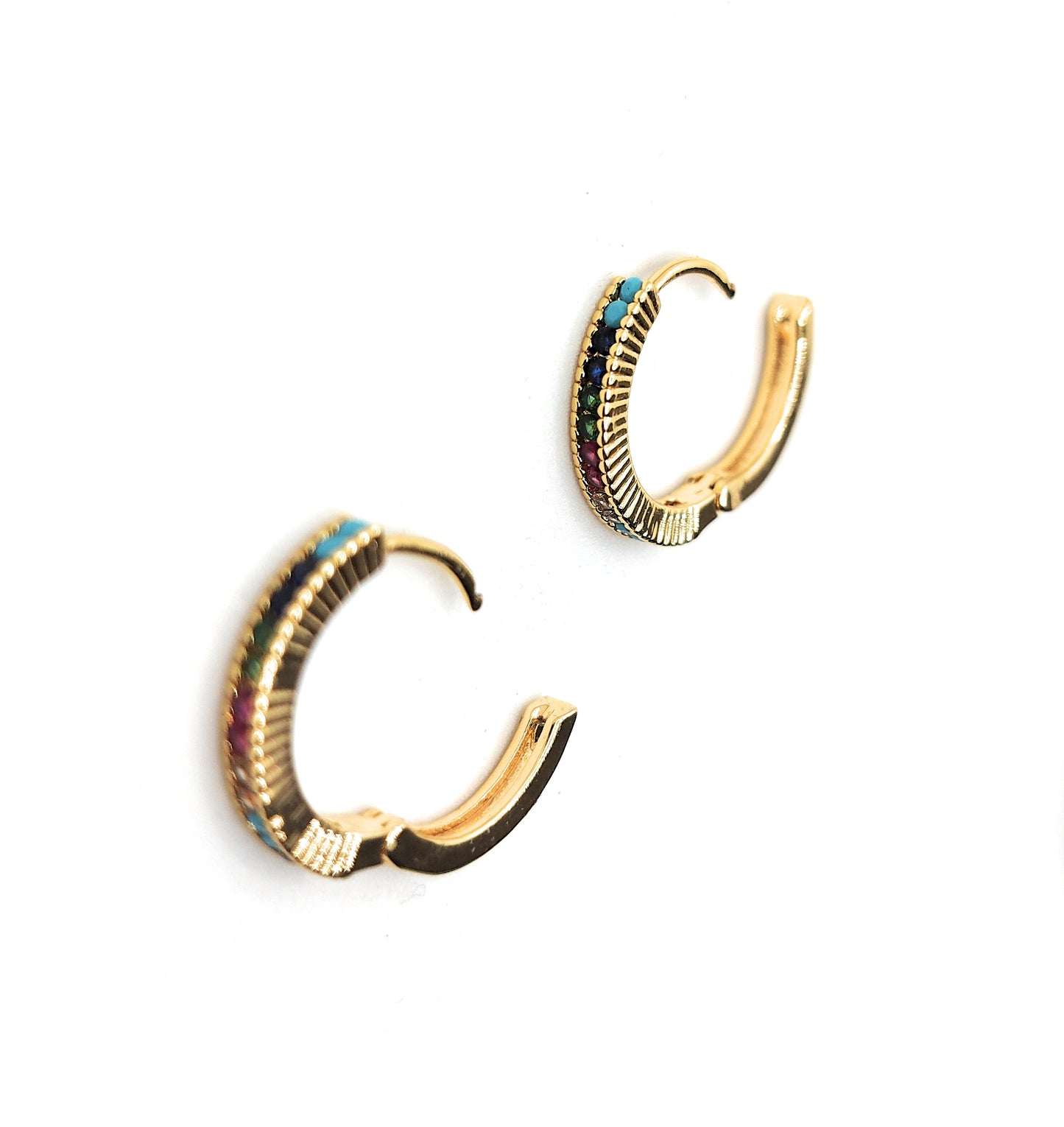 Pendientes Aro Dorado · Cristales Multicolor
