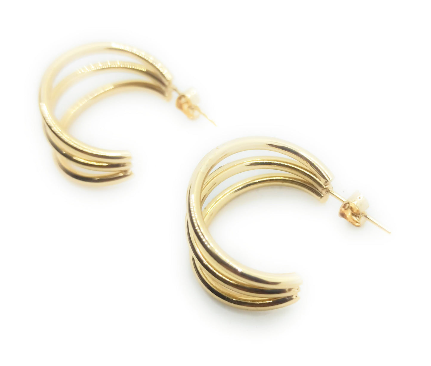 Pendientes de aro triple de acero inoxidable dorado, diseño minimalista y elegante con acabado brillante