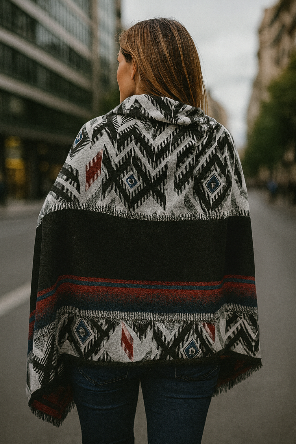 Poncho Abierto Reversible de Punto · IKAT/Negro (últimas unidades!)
