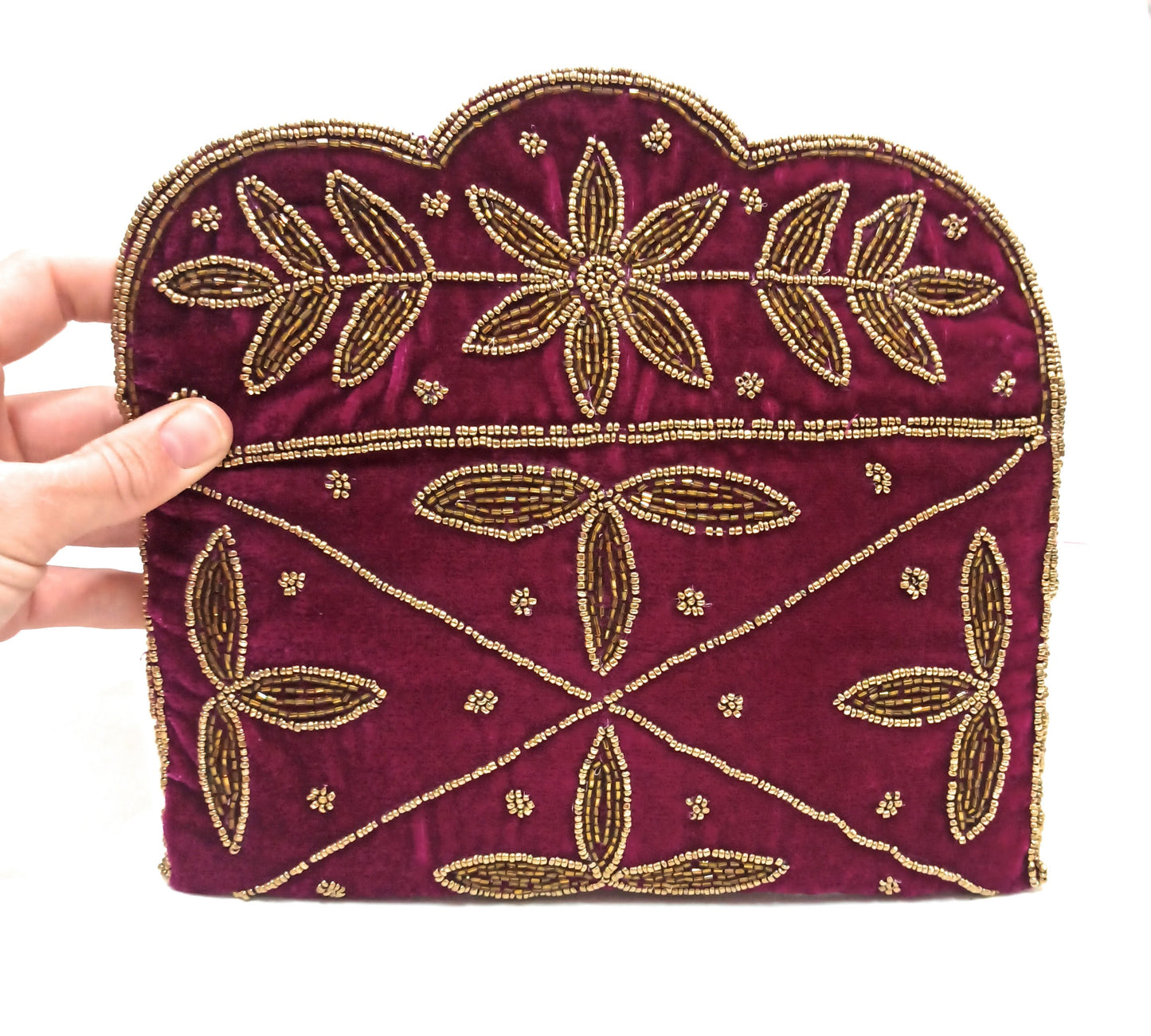 Cartera De Mano Bolso Terciopelo Bordado · Artesanía bordada, Frambuesa (últimas unidades!)