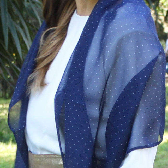 Chal de Fiesta Chifón · Azul Marino con Lunares Blancos (50x150cm)