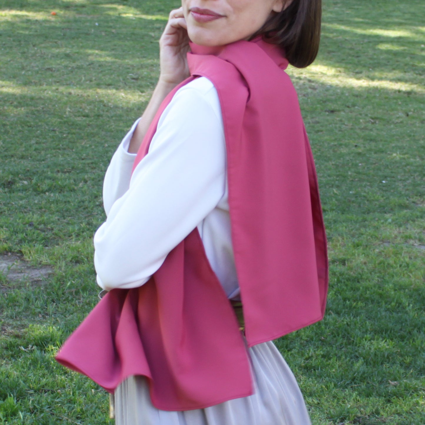 Chal de Fiesta Crepe de Seda – Elegancia Artesanal Hecha en Sevilla · Burdeos (50x150cm) última unidad!