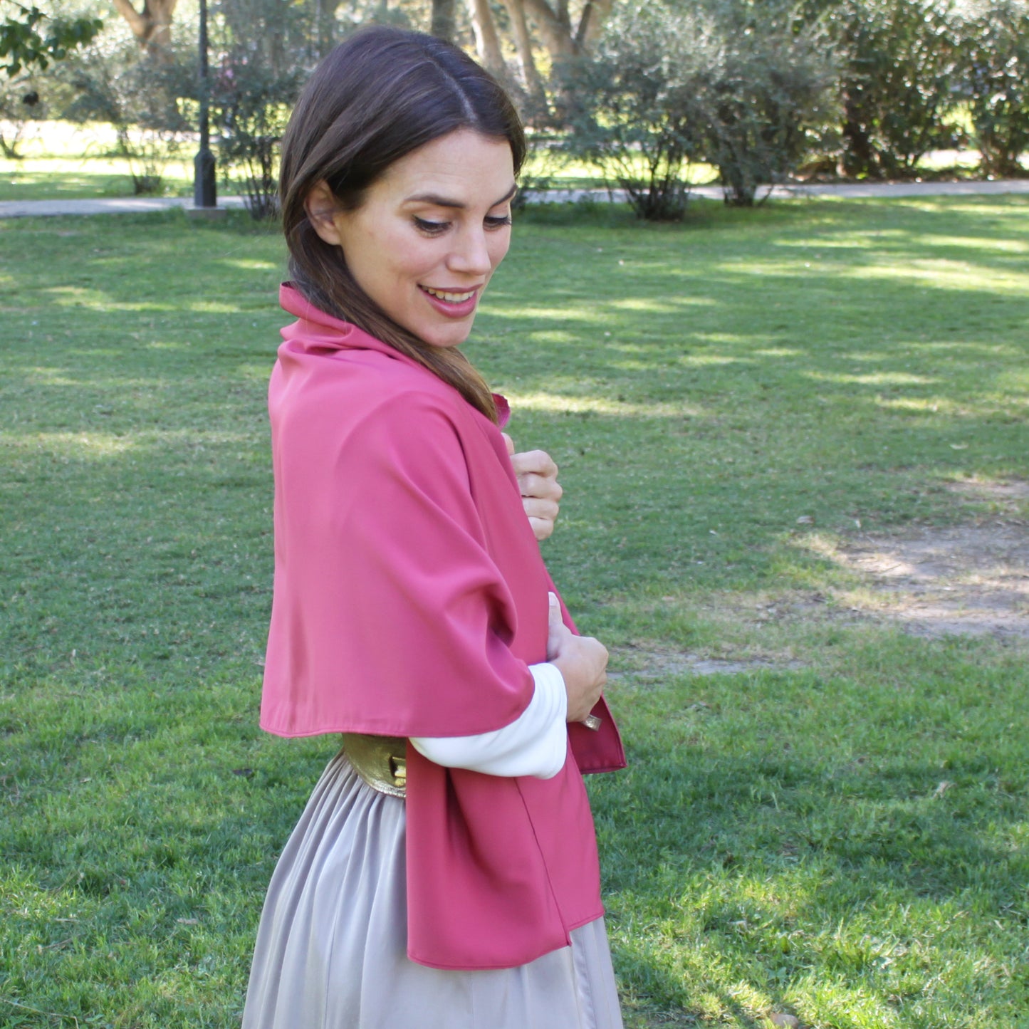 Chal de Fiesta Crepe de Seda – Elegancia Artesanal Hecha en Sevilla · Burdeos (50x150cm) última unidad!