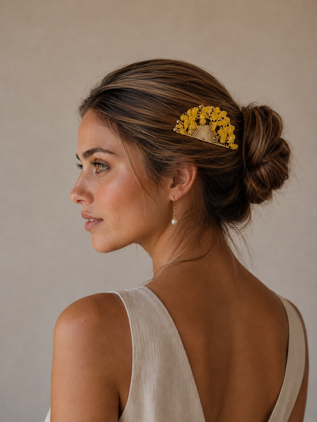 Mittlerer goldener Flamenco-Haarkamm · Goldglitzerfächer Größe M