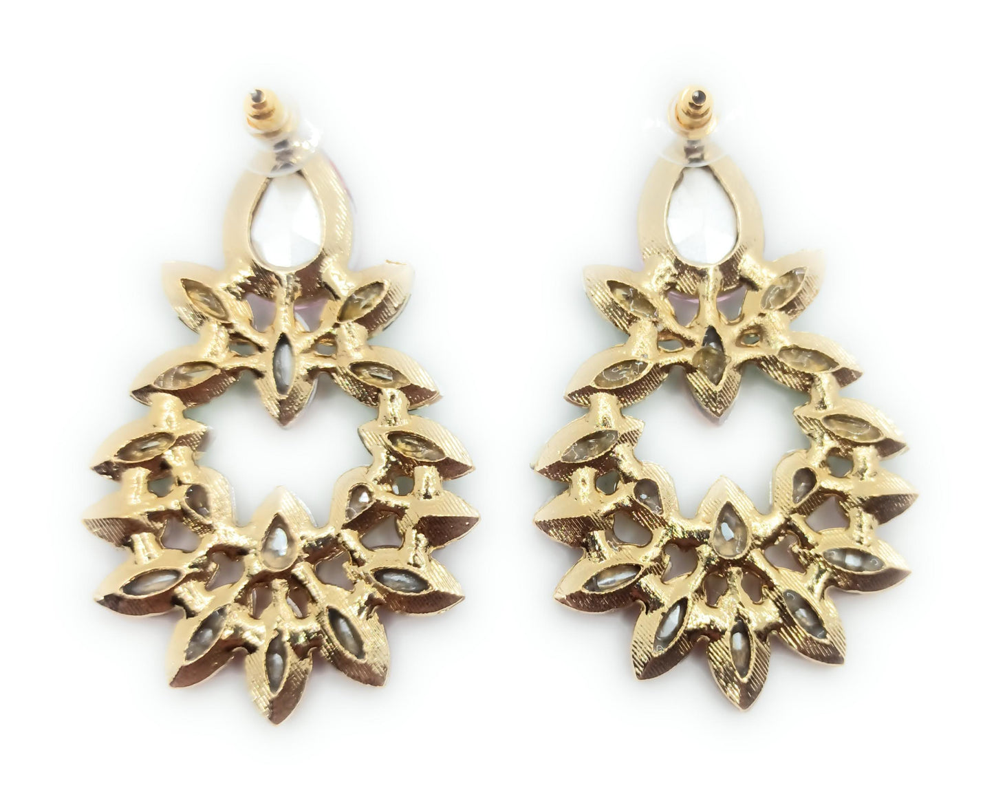 pendientes grandes de cristales facetados, brillantes y coloridos, ideales para bodas, fiestas o comuniones.