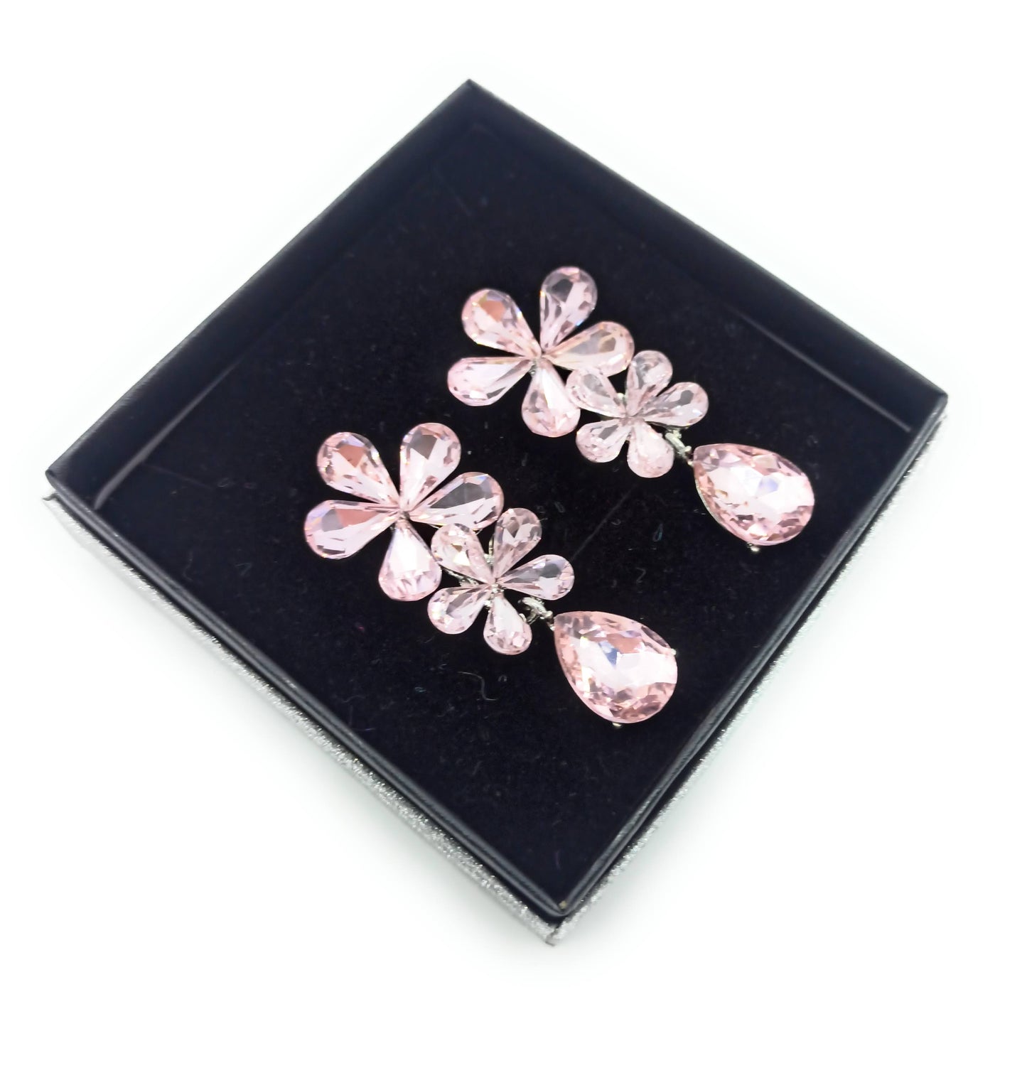 Pendientes Largos de Cristales Triple · Flores Rosa Claro Plata (última unidad!)