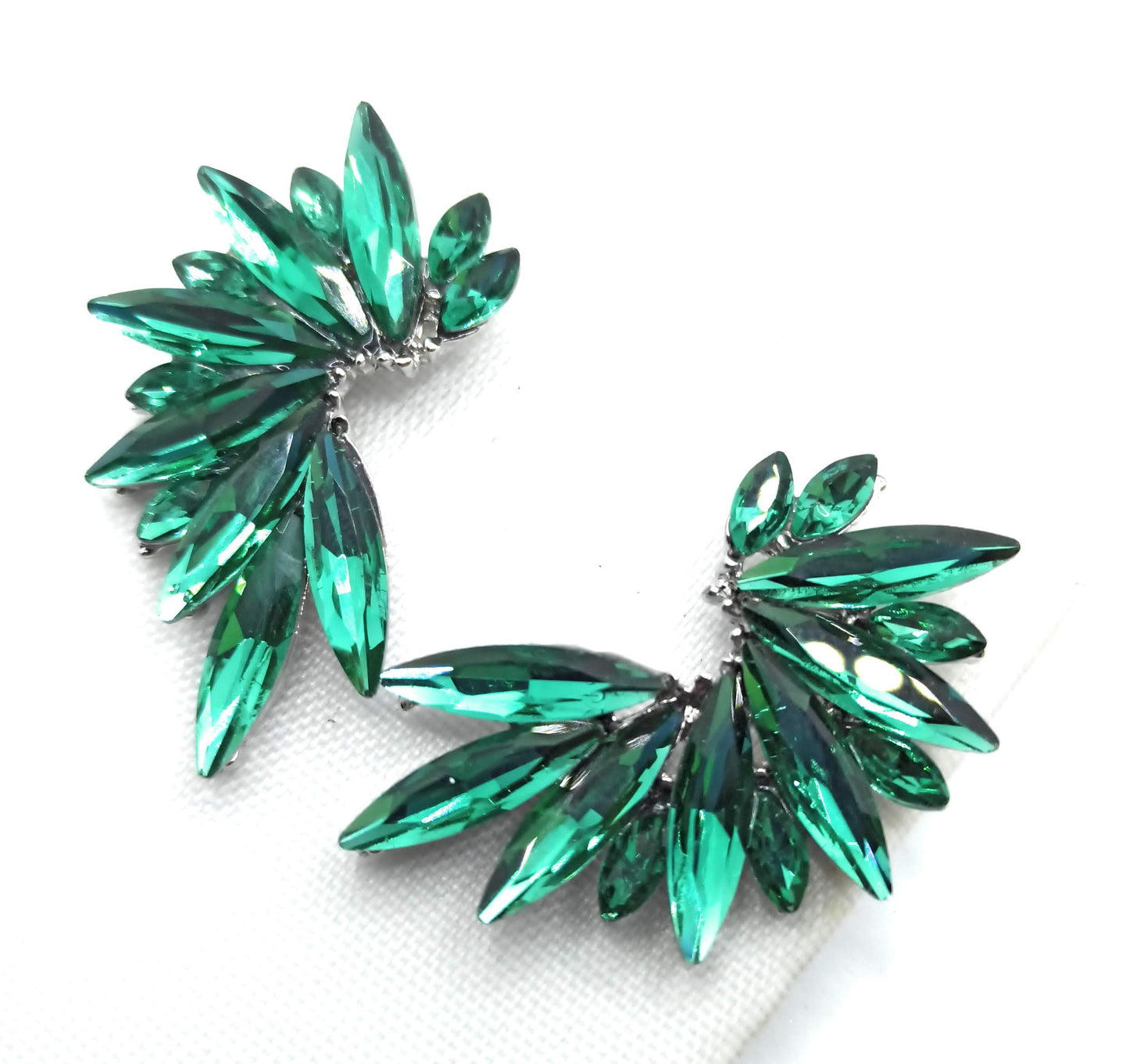 Pendientes Cristales Brillantes · Verde Esmeralda, Plata
