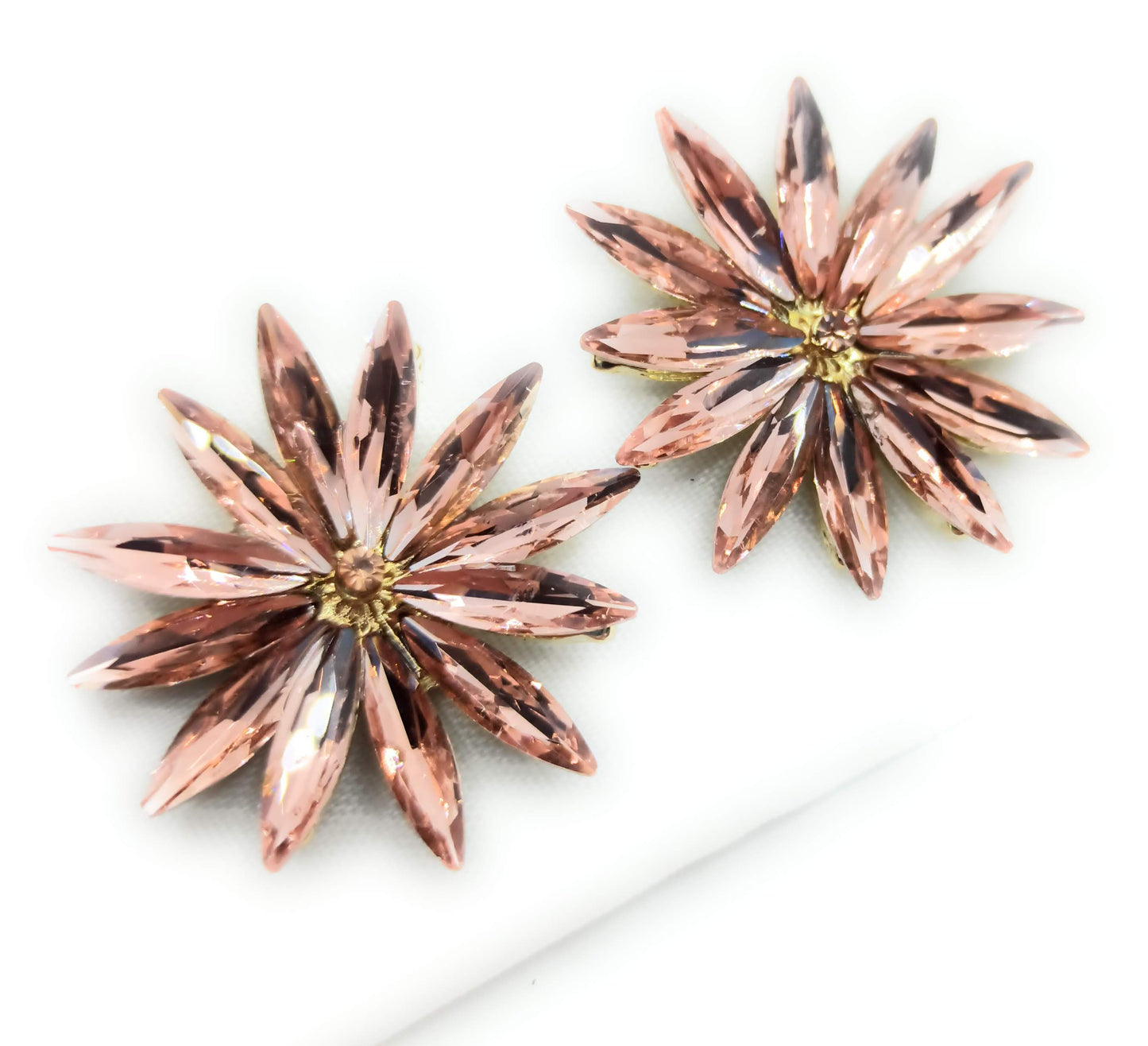 Pendientes Cristales Margarita · Rosado, Oro