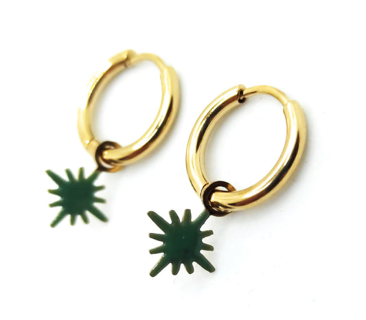 Pendientes con Colgantes · Aro Dorado Estrella Verde