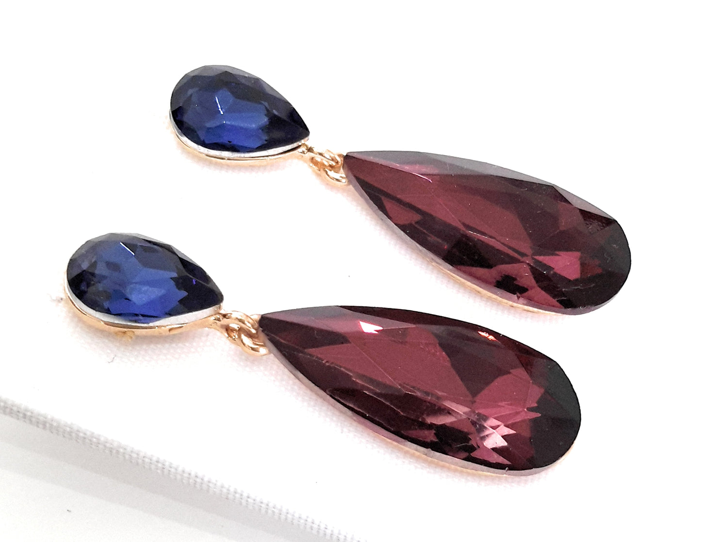 Pendientes Largos Cristales Brillantes · Azul Malva