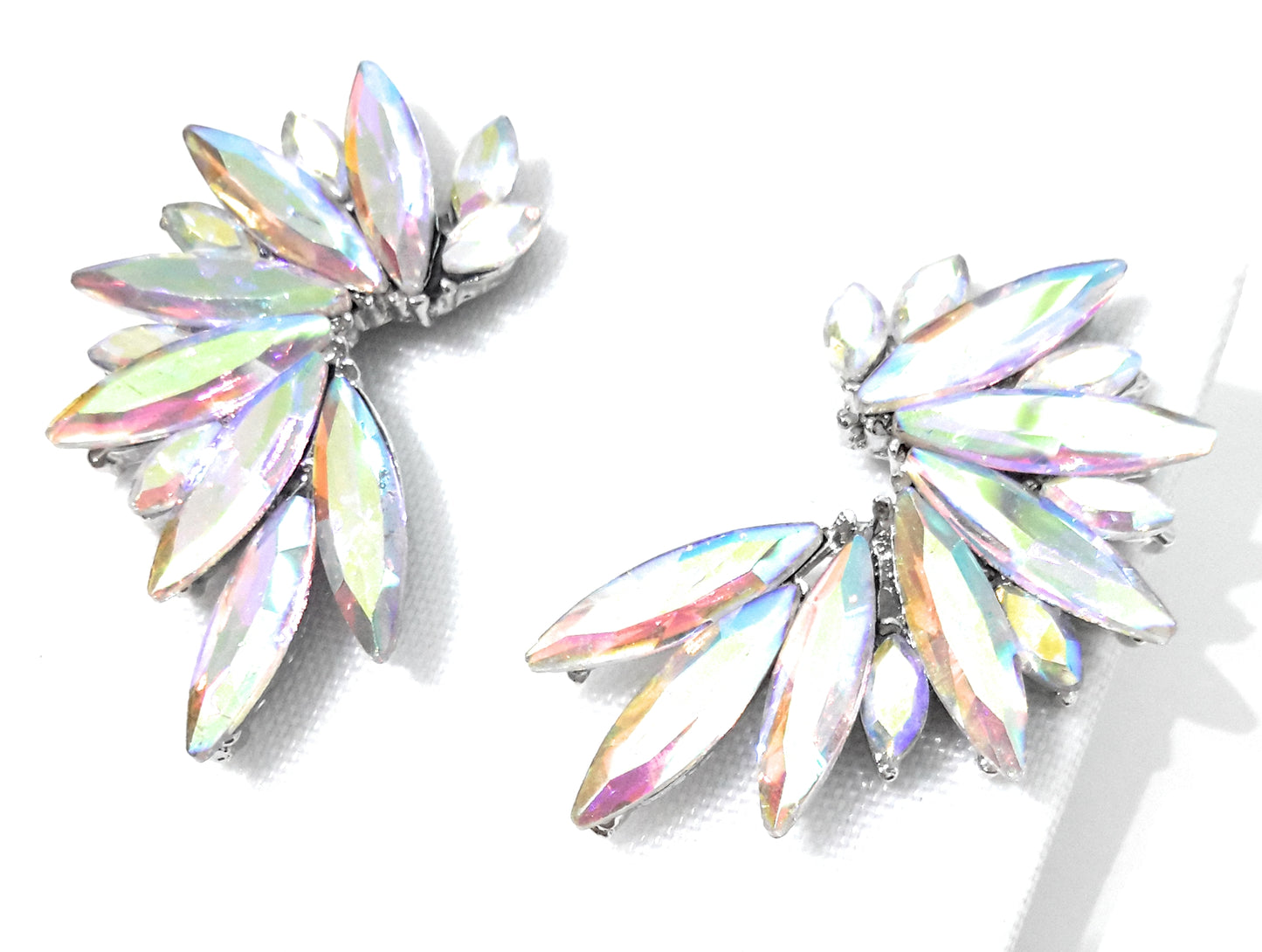 Pendientes Cristales Brillantes · Arco Iris, Plata