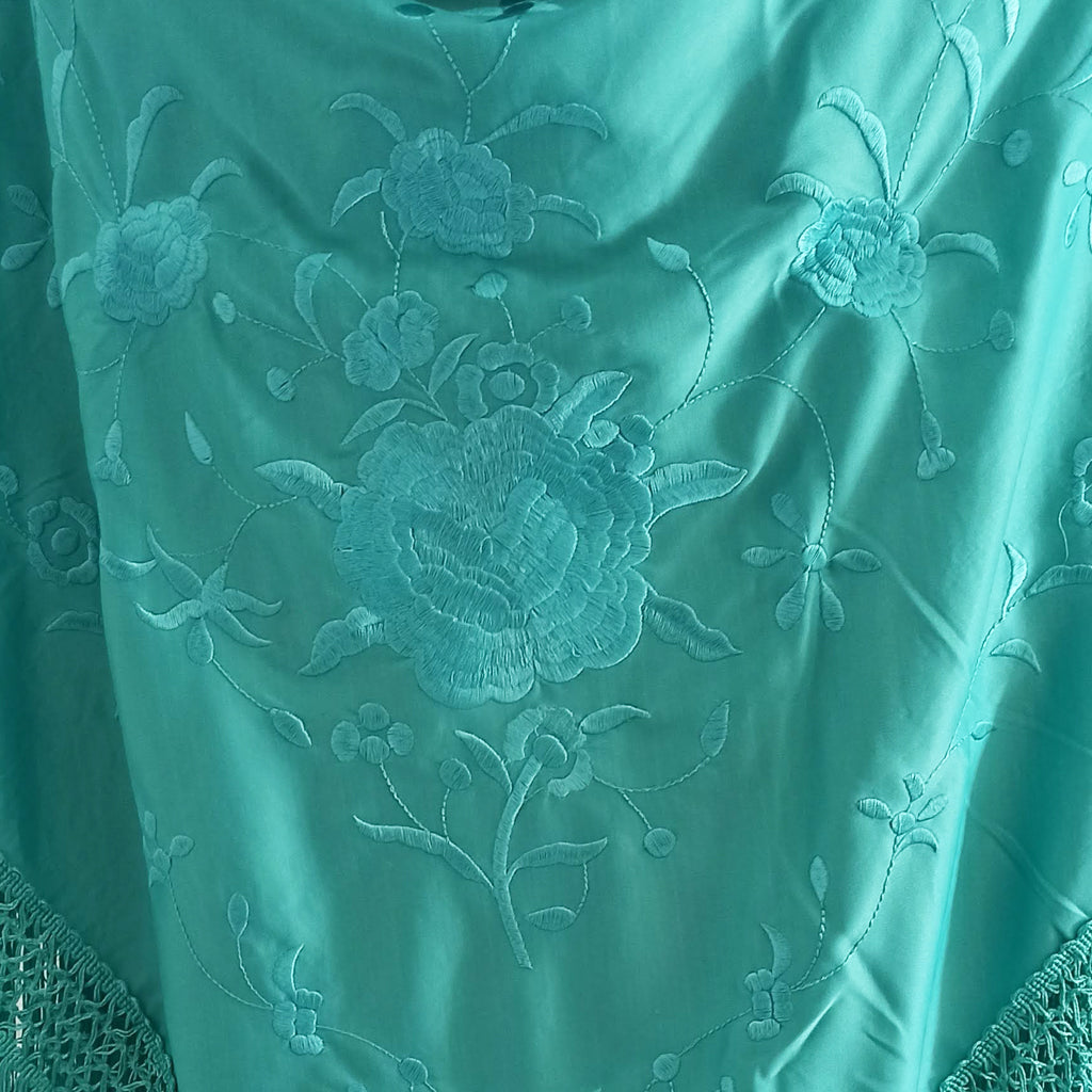 Mantón Flamenco Grande Bordado · Turquesa (160 x 85cm) última unidad!