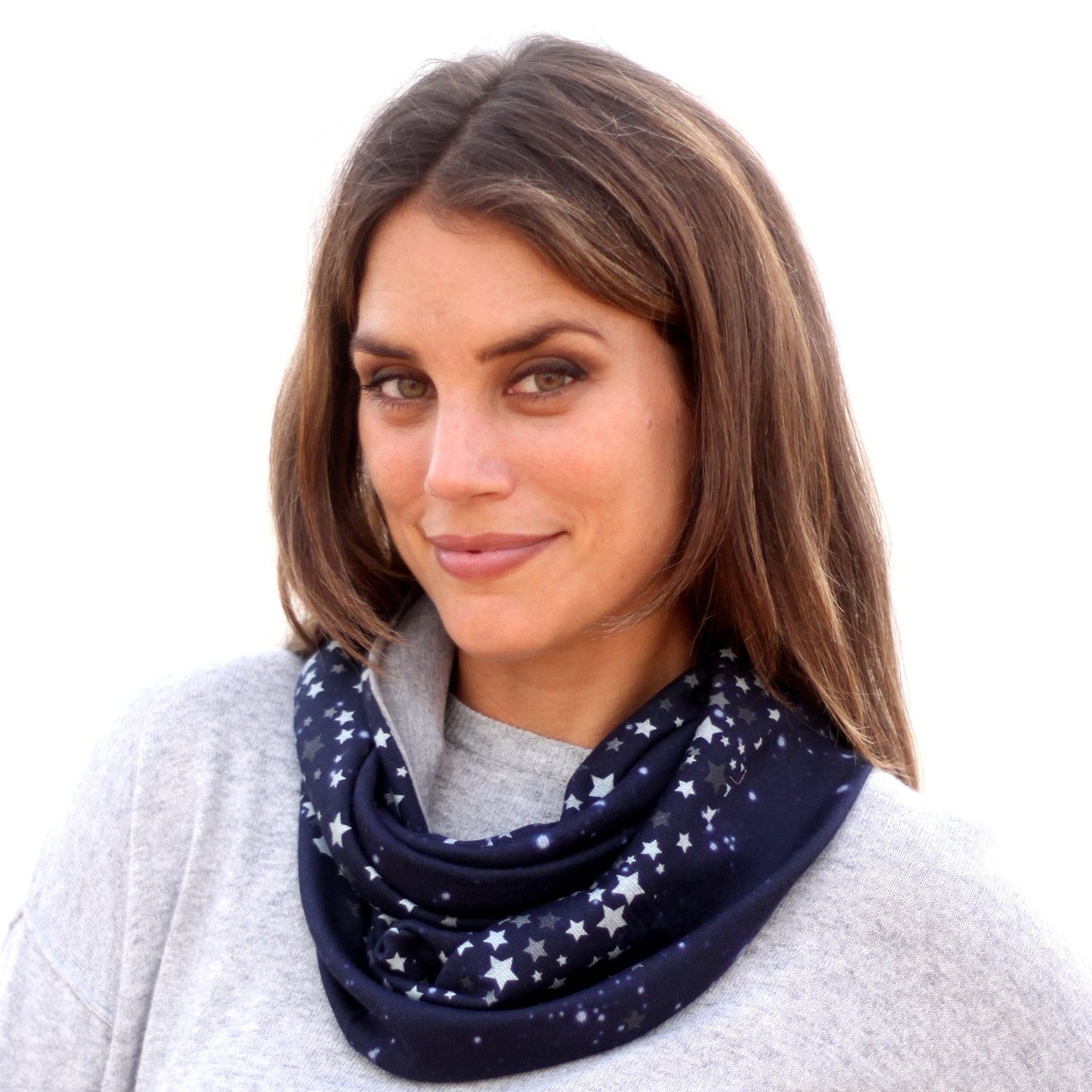 Bufanda Cuello Reversible · Estrellas/Gris