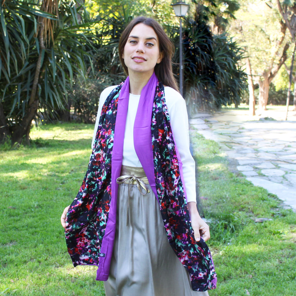 Chal grande estampado reversible · Floral / Morado (40x200cm)