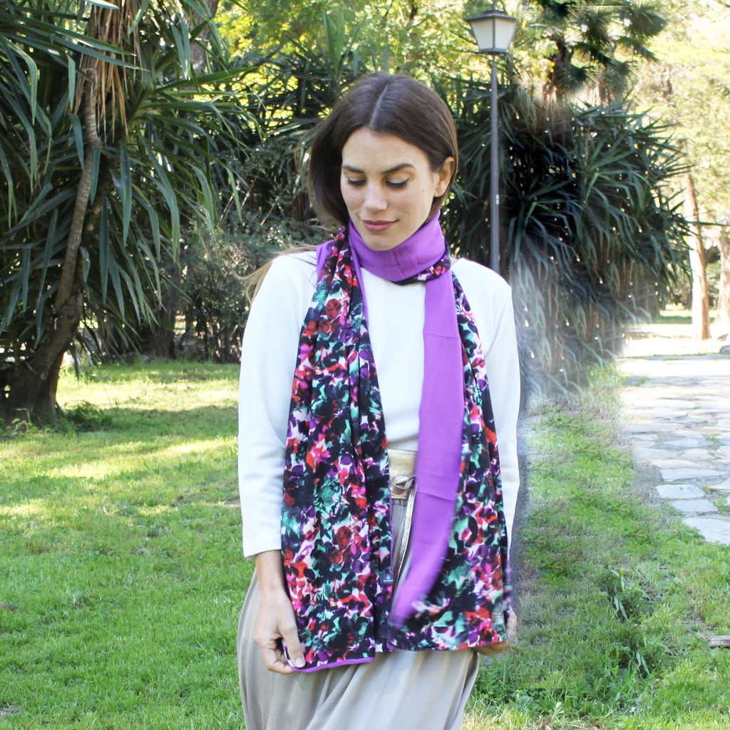 Chal grande estampado reversible · Floral / Morado (40x200cm)